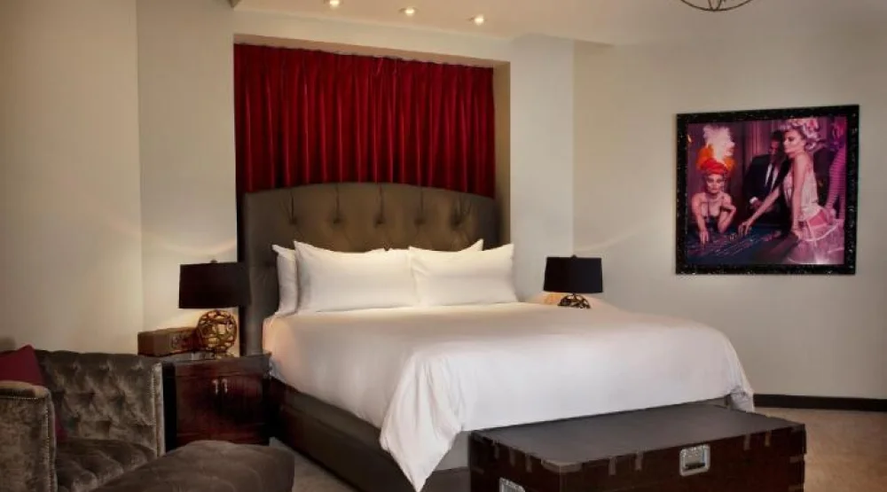 Gallery King Suite - Non-smoking at The Cromwell Hotel & Casino