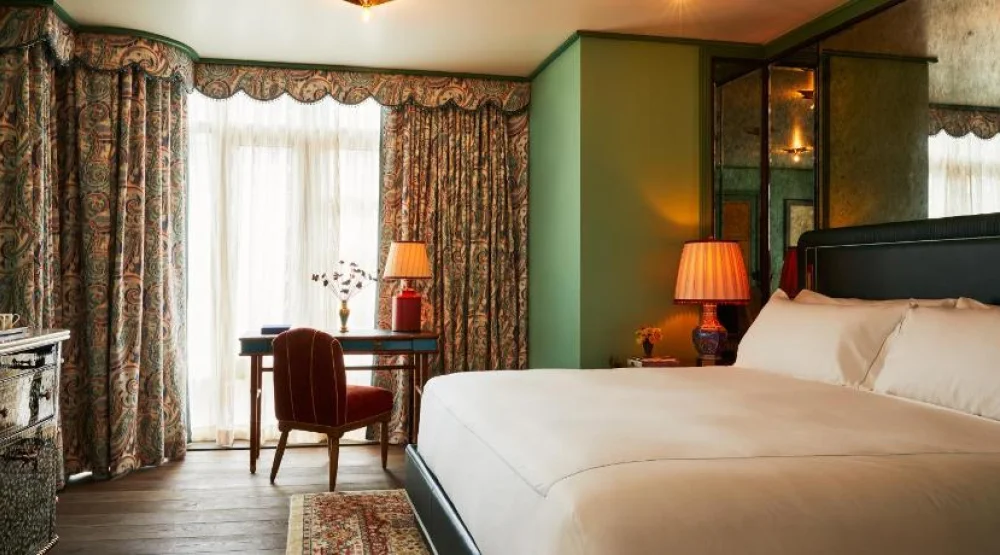 Deluxe King Room at The Fifth Avenue Hotel