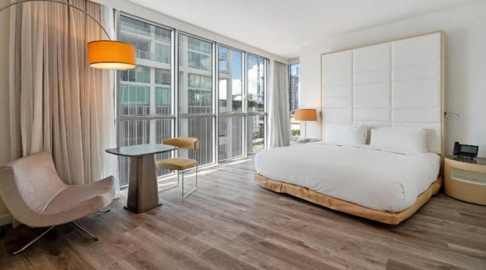 Corner Partial Bay View King at The Grayson Miami