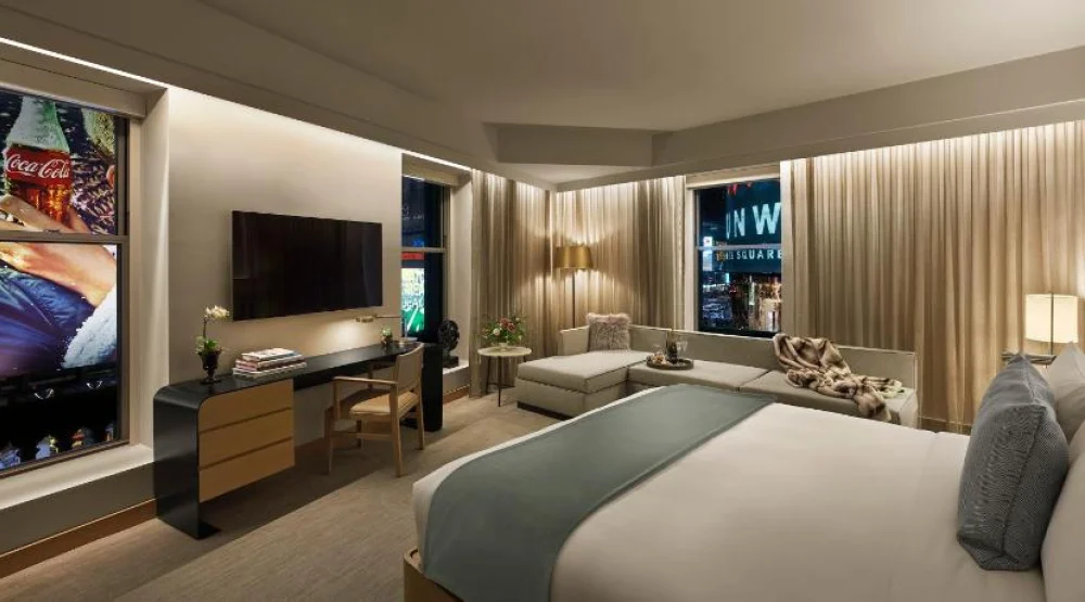 Junior Corner Suite at The Knickerbocker Hotel