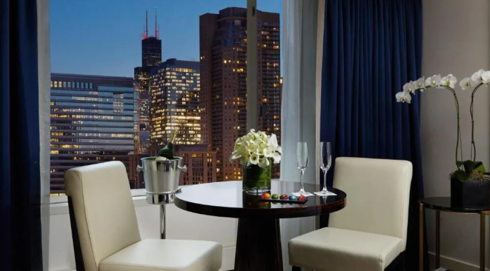 Deluxe Room King at The Peninsula Chicago