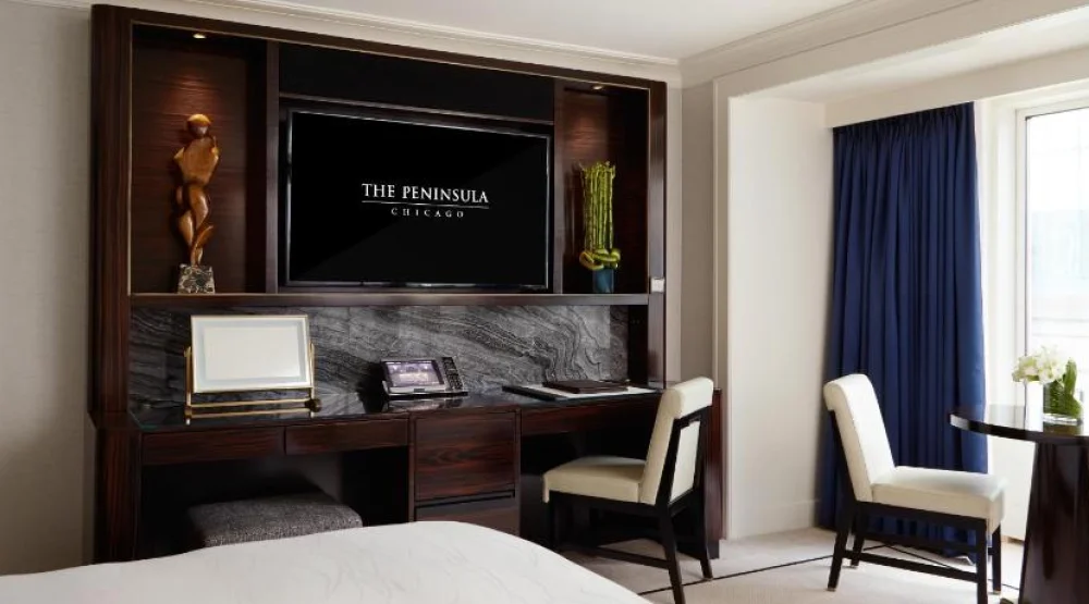 Grand Deluxe Double at The Peninsula Chicago