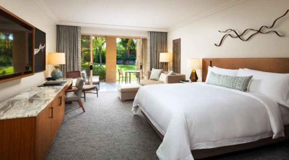 Firetable Casita, Guest Room, One King, Mountain View, Ground Floor at The Phoenician a Luxury Collection Resort