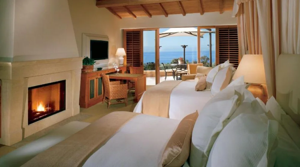 Premium Queen Bungalow with Balcony and Ocean View at The Resort At Pelican Hill