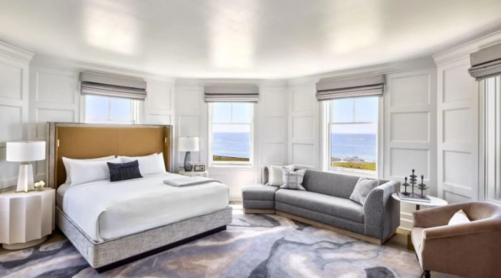 Signature Suite, Club Lounge Access, One Bedroom Suite, One King, Ocean View, Fireplace at The Ritz-Carlton Half Moon Bay