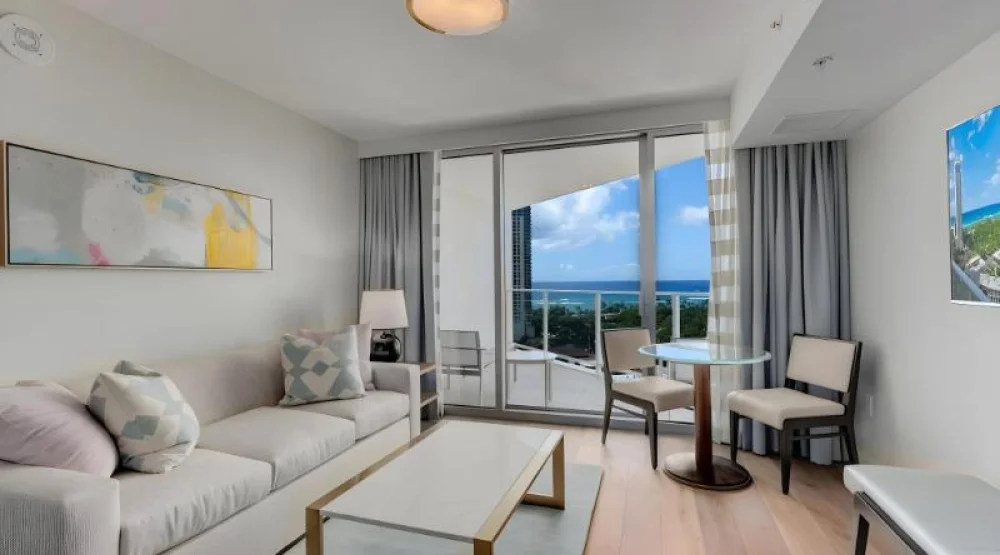 Deluxe Ocean View, Guest Room, One King, Sofa Bed, Ocean View at The Ritz-Carlton Residences Waikiki Beach