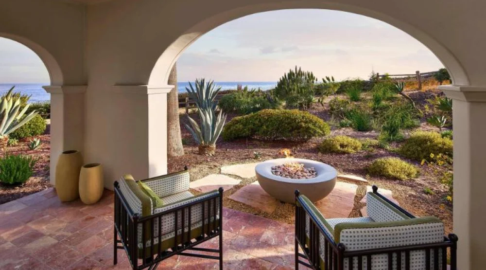 Fireside, Guest Room, One King, Partial Ocean View, Fireplace at The Ritz-Carlton Bacara Santa Barbara