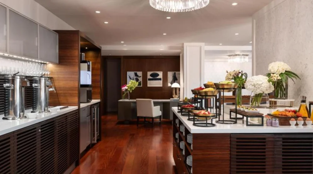 Club Lounge Access, Guest Room, One King Bed at The Ritz-Carlton Dallas