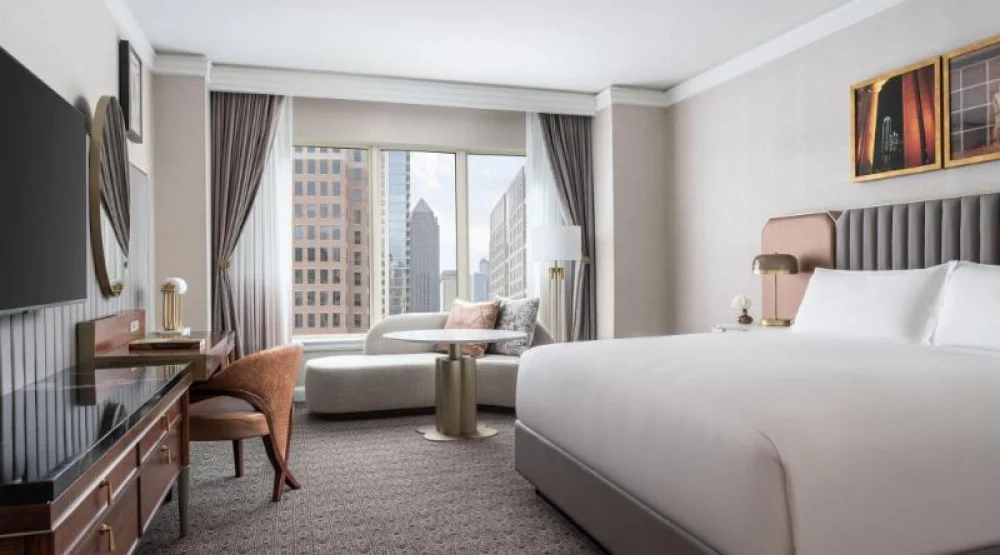 Club Lounge Access, Deluxe Guest Room, One King at The Ritz-Carlton Dallas