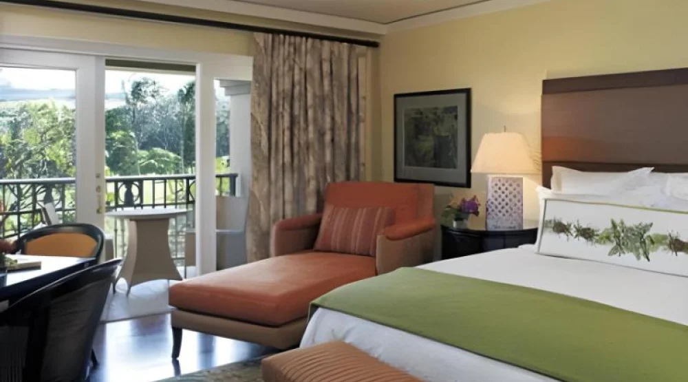 Deluxe, Guest Room, One King, Resort View, Lanai at The Ritz-Carlton Maui Kapalua