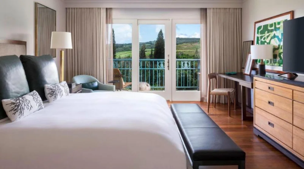 Two Bedroom Residential Suite, Bedroom 1: One King, Bedroom 2: Two Queen, Partial Ocean View at The Ritz-Carlton Maui Kapalua