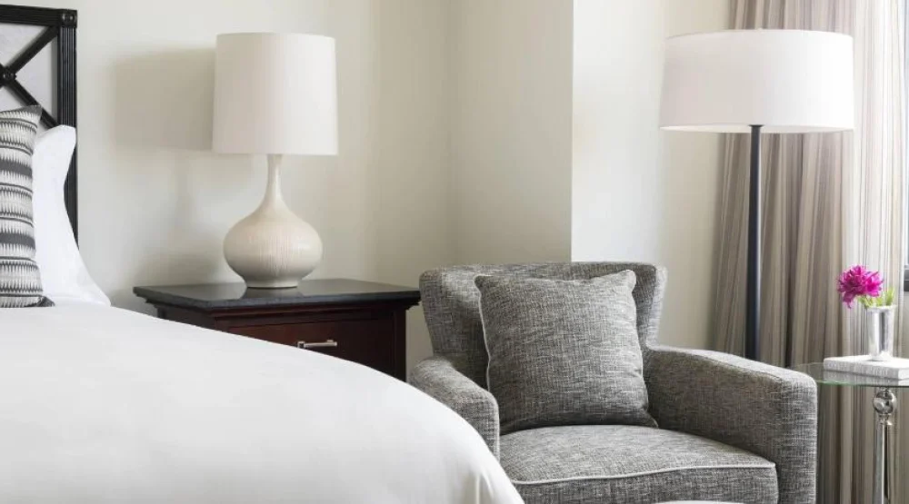 Premium Deluxe King, Guest Room, One King at The Ritz-Carlton Pentagon City