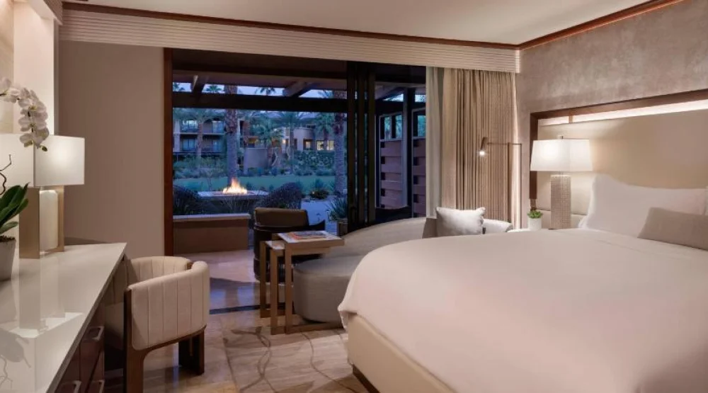 Firepit King, Guest Room, One King, Patio at The Ritz-Carlton Rancho Mirage