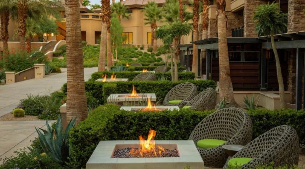 Firepit Two Queens, Guest Room, Two Queen, Patio at The Ritz-Carlton Rancho Mirage