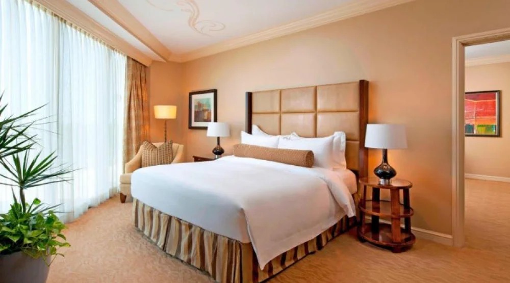 Astor St. Regis, One Bedroom Suite, One King, Corner Room at The St. Regis Houston