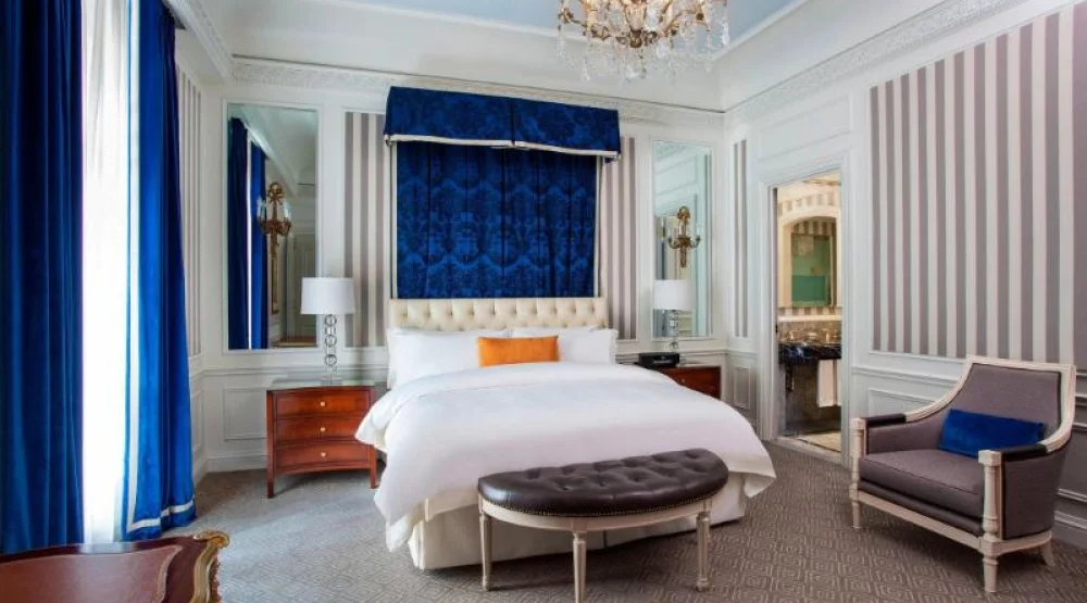 Butler Service, Guest Room, One King at The St. Regis New York