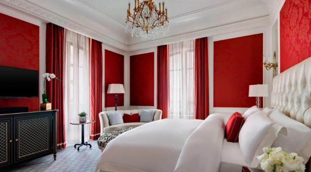 5th Avenue-butler Service, One Bedroom Suite, One King, Fifth Avenue View, City View, Corner Room at The St. Regis New York