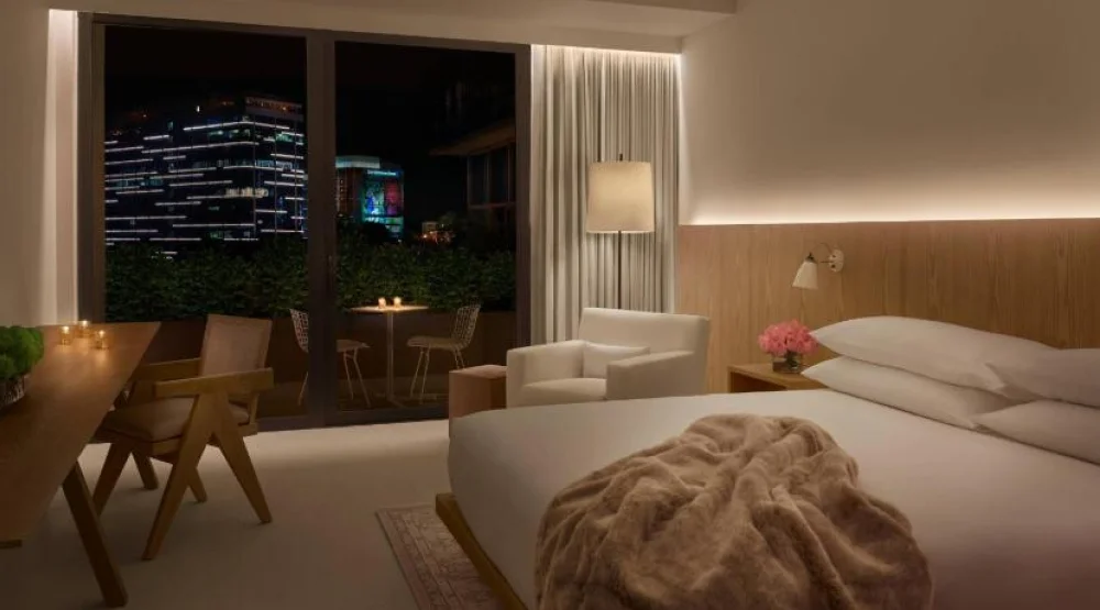 Deluxe Terrace, Guest Room, One King at The West Hollywood Edition