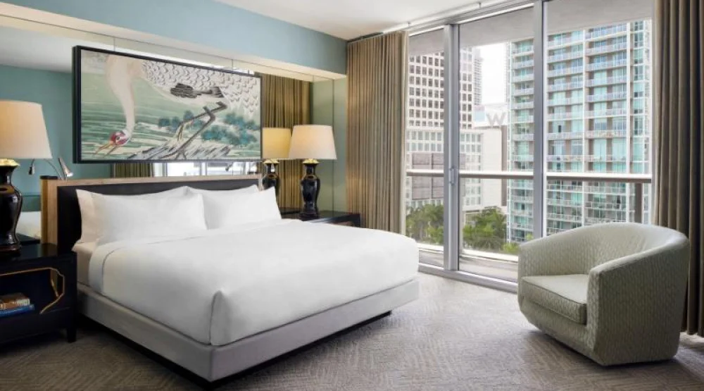 Deluxe Room, Guest Room, One King, Balcony at W Miami