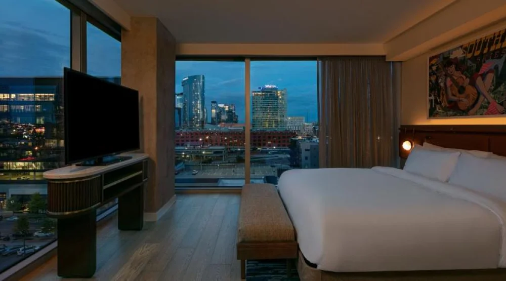 Fabulous King Suites at W Nashville