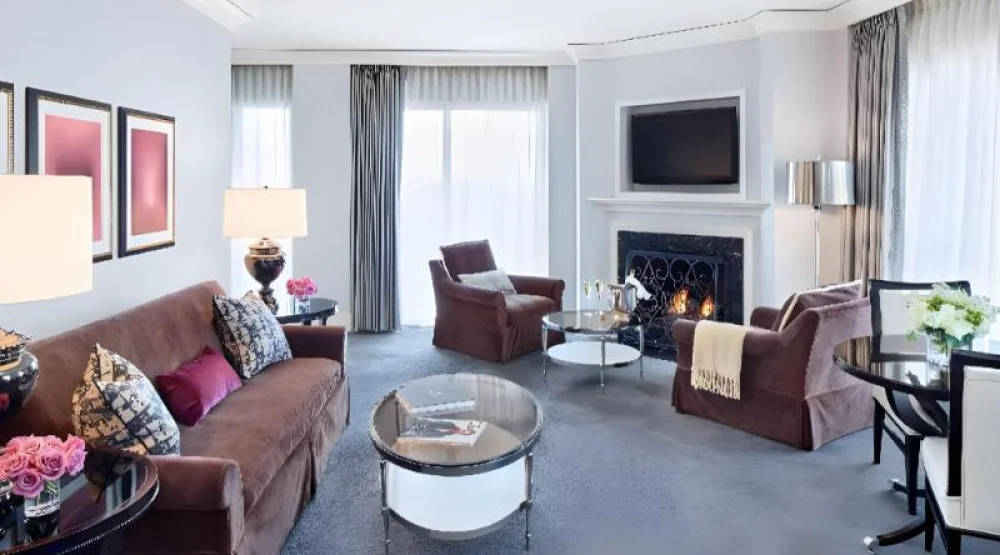 Gold Coast Corner Suite at Waldorf Astoria Chicago