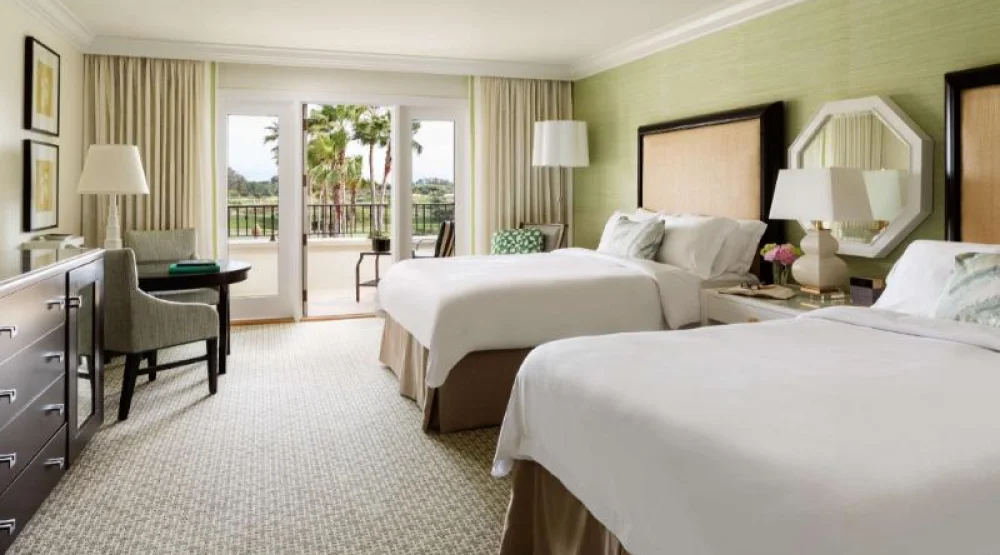 One King One Bedroom Pool View Non-smoking at Waldorf Astoria Monarch Beach Resort & Club