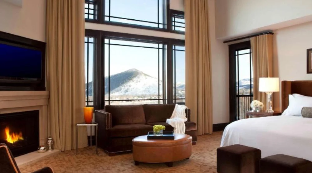 One Bedroom Bi-level Residence One King at Waldorf Astoria Park City