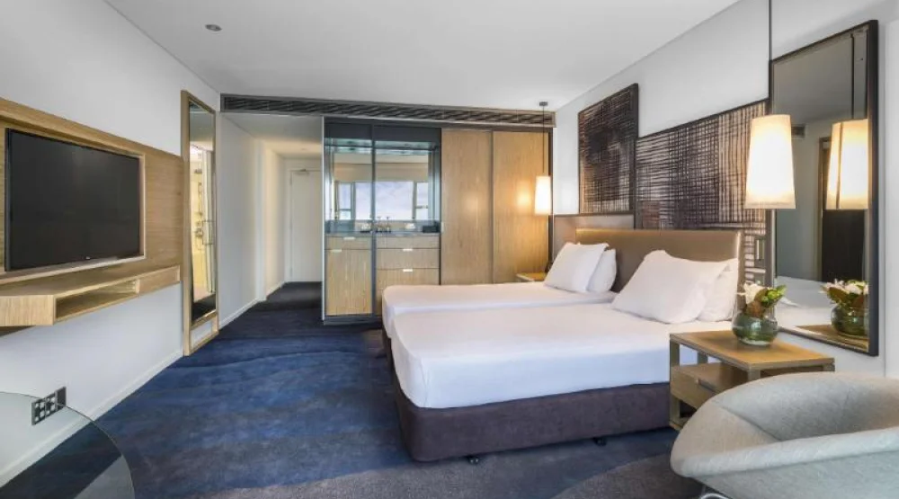 Twin Hilton Guestroom at Hilton Auckland
