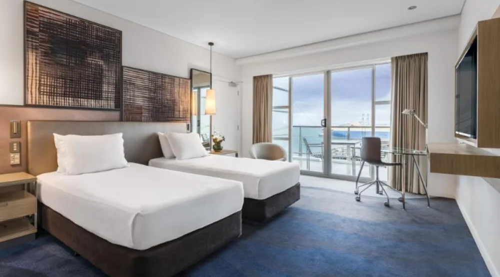 Twin Deluxe Harbour View at Hilton Auckland