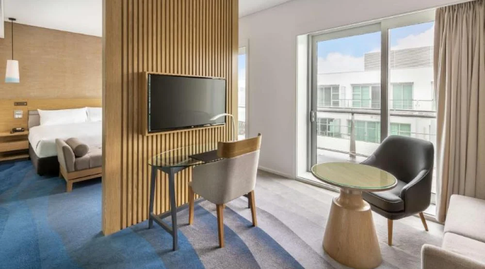 King Deluxe Room plus at Hilton Auckland