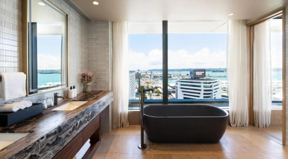 One Bedroom Suite City View Club Lounge Access at Intercontinental Auckland