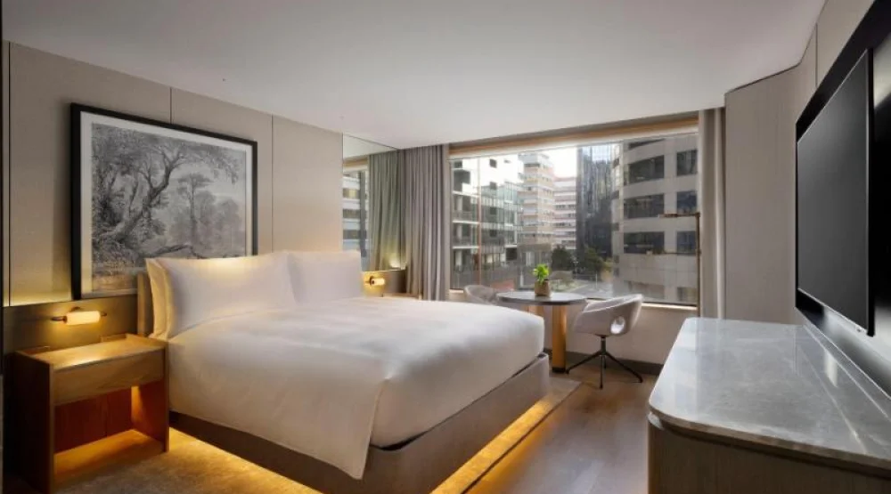 Upper Floor 7th and Above, Deluxe Guest Room, One King at JW Marriott Auckland