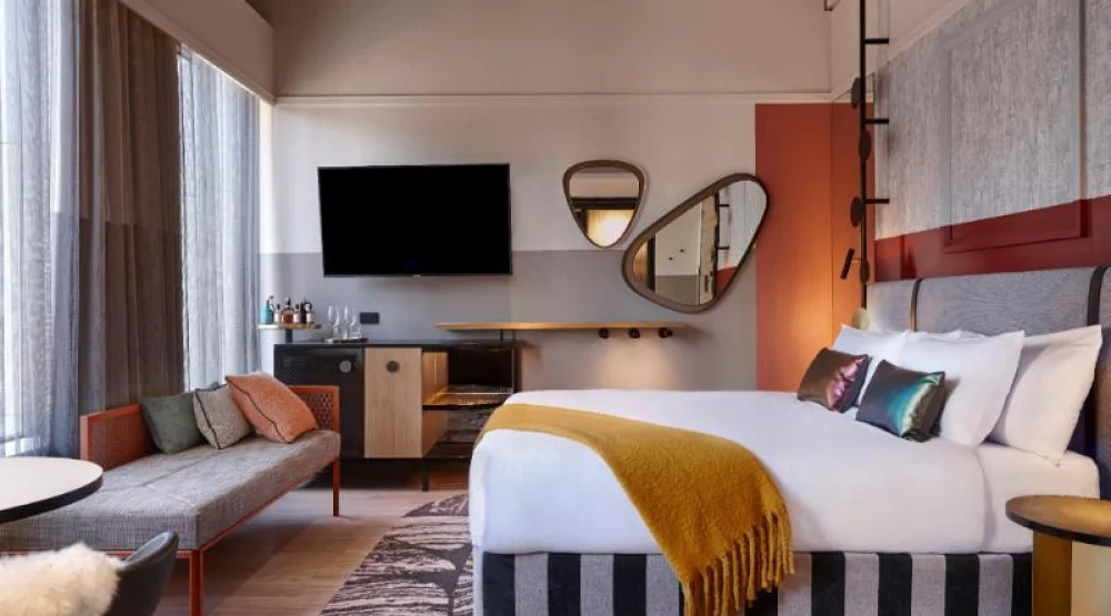 Qt King Room at QT Auckland