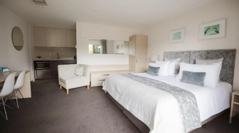 Studio with Lake View at Radfords on the Lake