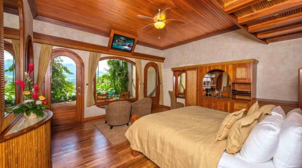 Vista Guest Room at The Springs Resort & Spa