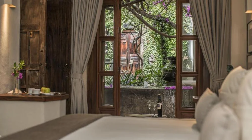 Deluxe Suite at Casa No Name