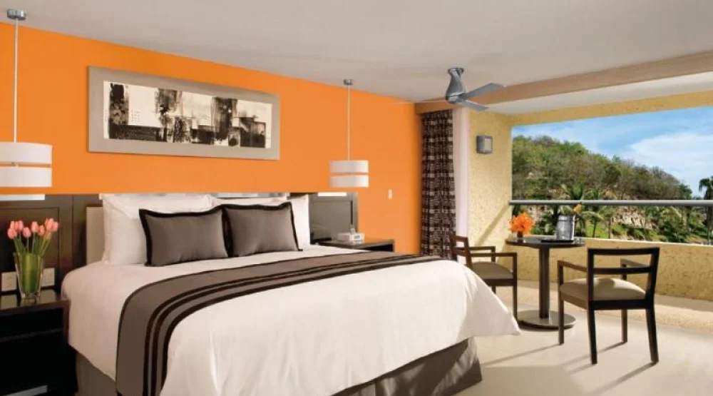 Deluxe Tropical View King - All Inclusive at Dreams Huatulco Resort & Spa
