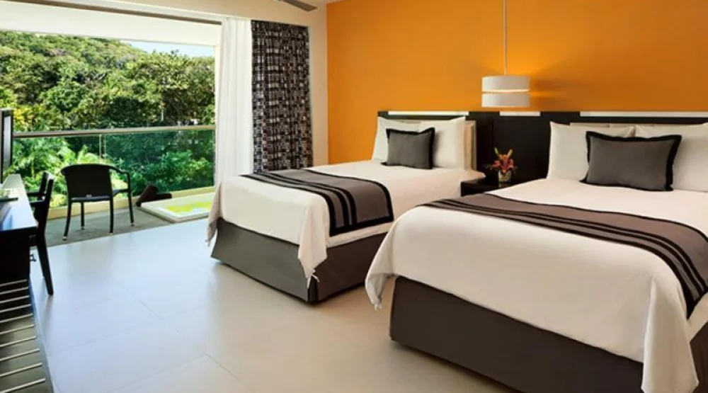 Deluxe Tropical View with Jacuzzi Double - All Inclusive at Dreams Huatulco Resort & Spa