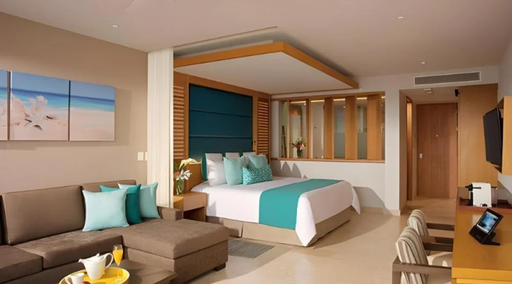 Preferred Junior Suite Ocean Front with Private Pool - King Bed - All Inclusive at Dreams Playa Mujeres Golf & Spa Resort