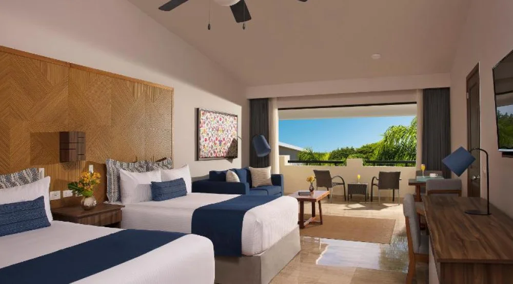 Deluxe Junior Suite Double at Dreams Sapphire Resort & Spa