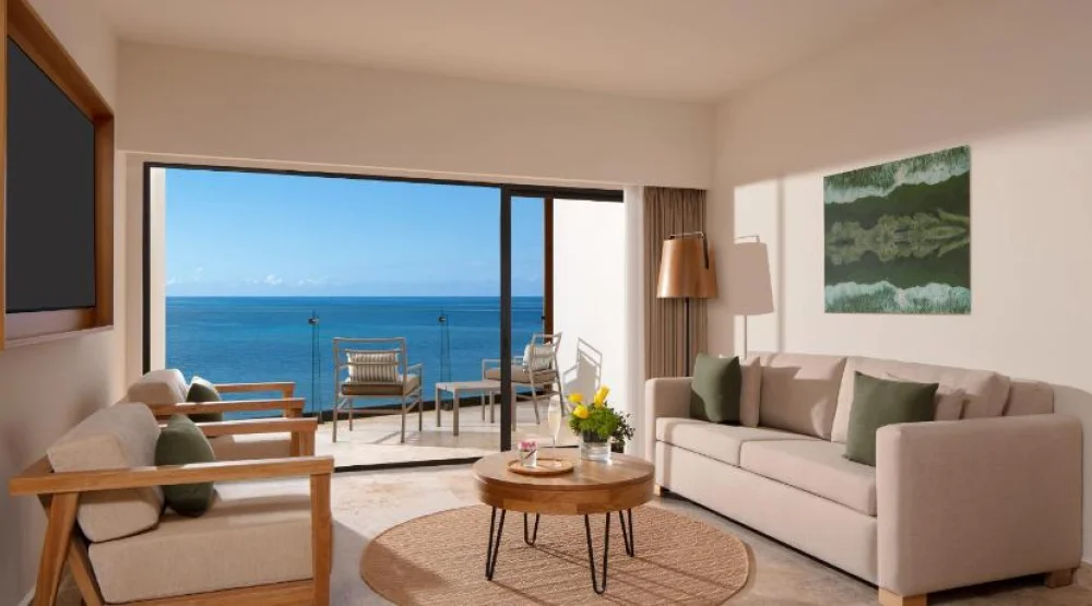 Preferred Club Indigo Master Suite Ocean Front at Dreams Sapphire Resort & Spa