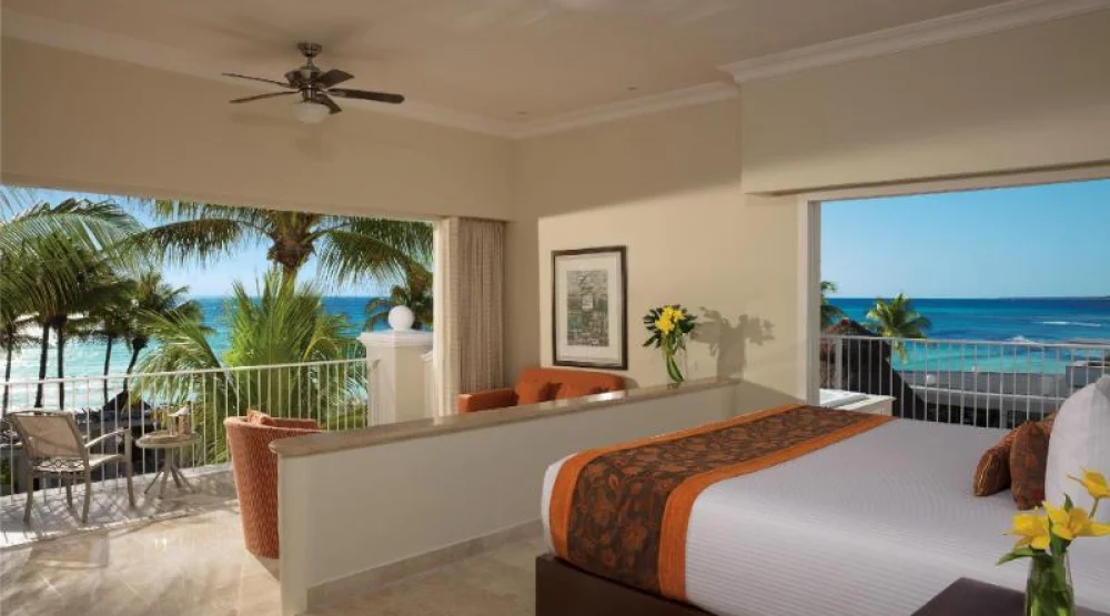 Preferred Club Honeymoon Suite Ocean Front King - All Inclusive at Dreams Tulum Resort & Spa
