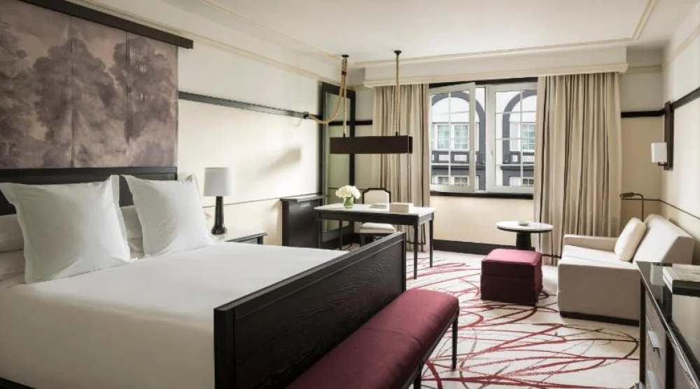 Deluxe King Room at Four Seasons Hotel Mexico City