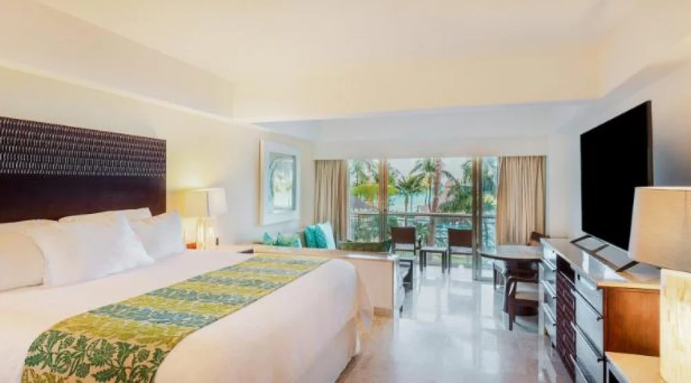 Ocean View Suite King at Grand Fiesta Americana Coral Beach Cancun