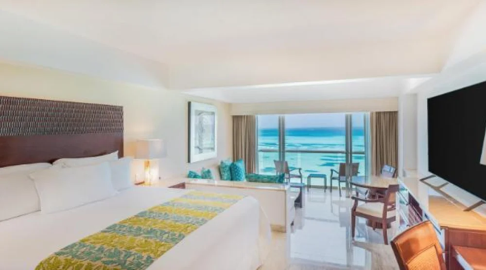 Ocean Front Suite King at Grand Fiesta Americana Coral Beach Cancun