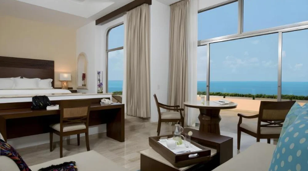Master Suite Ocean Front at Grand Fiesta Americana Coral Beach Cancun