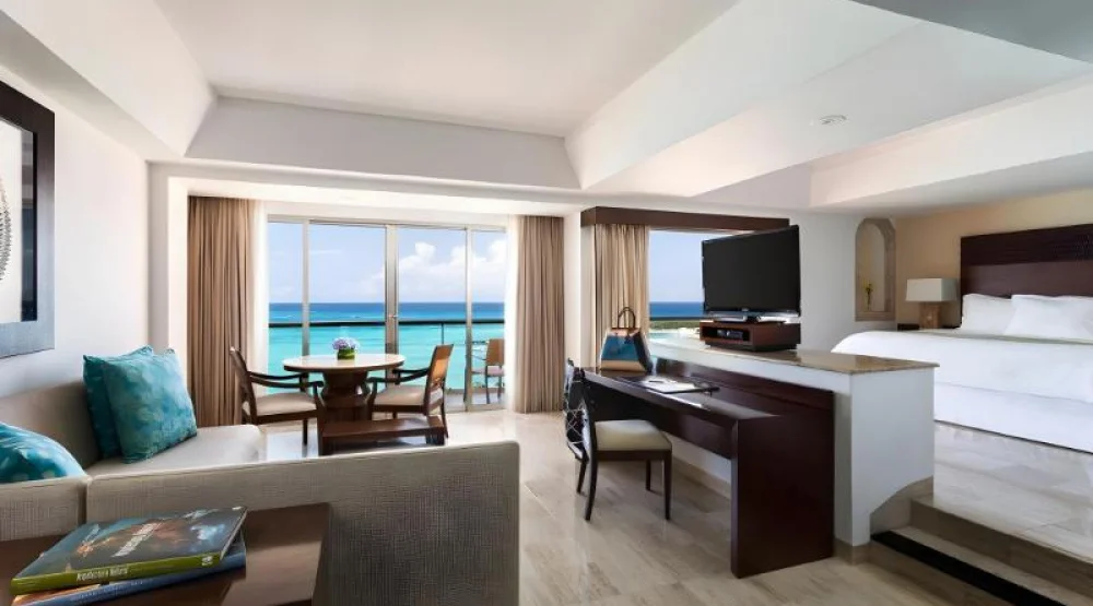 Preferred Club Master Suite at Grand Fiesta Americana Coral Beach Cancun