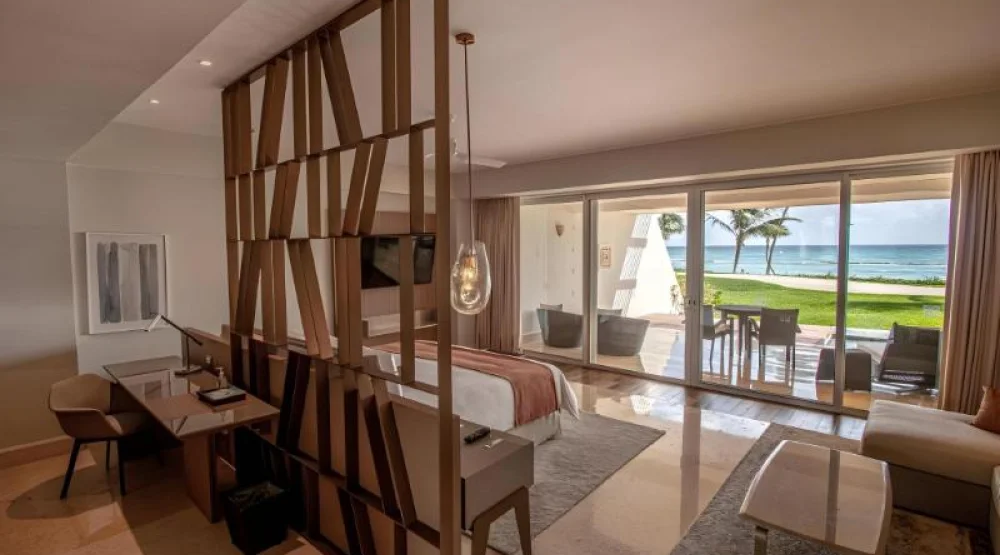 Grand Class Pool Suite Ocean Front at Grand Velas Riviera Maya