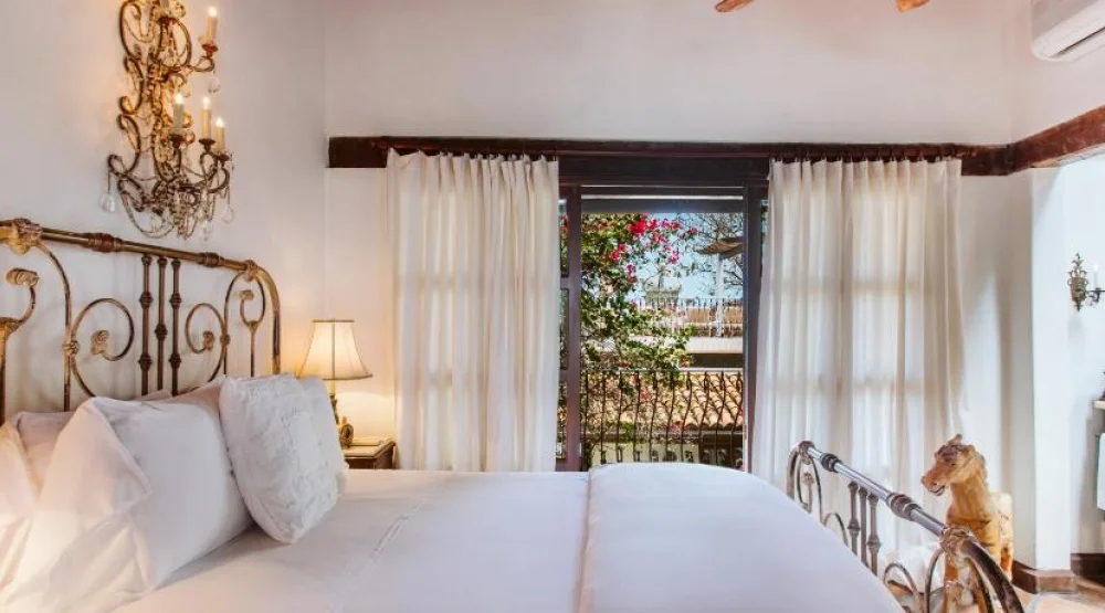 Junior Suite - Crown View at Hacienda San Angel