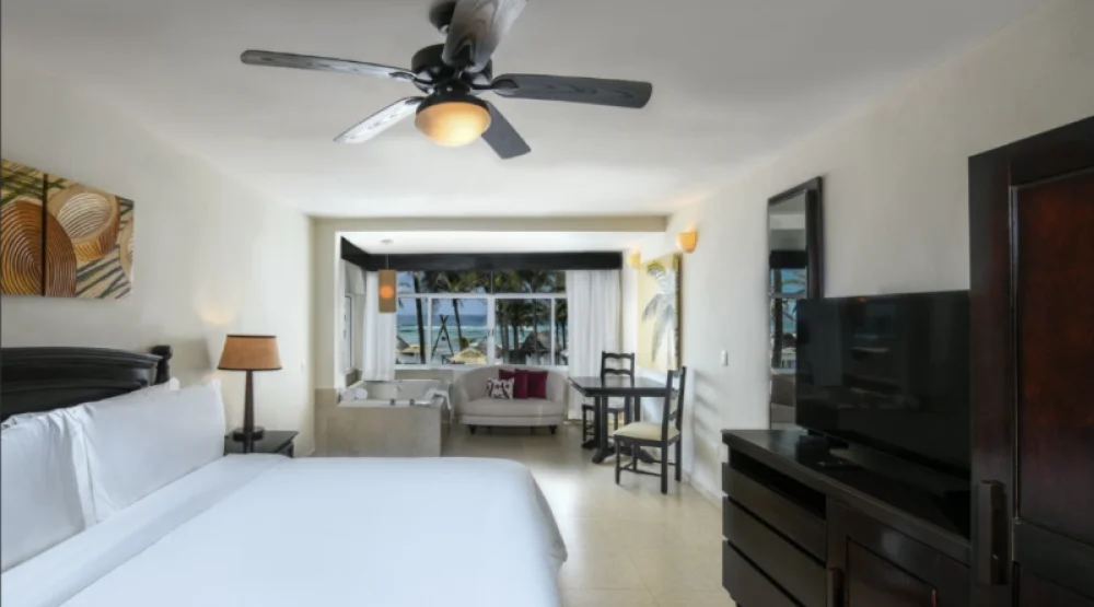 Junior Suite Oceanfront at Hidden Beach Resort